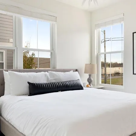 Hart Buyout 3 By Avantstay Two Town House Buyout W Modern Amenities In * Nashville