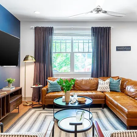 Apartment Waverly By Avantstay Nashville-inspired Townhome W Luxury Kitchen Pool Table Nashville