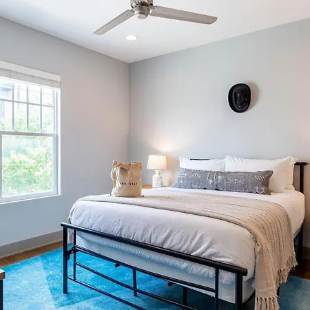 Waverly By Avantstay Nashville-inspired Townhome W Luxury Kitchen Pool Table Apartment Nashville