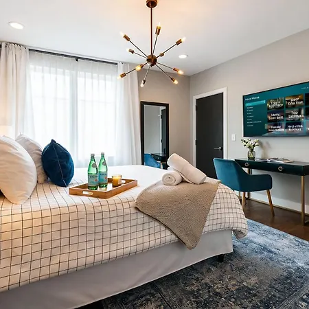 New Luxe Roofdeck 13 Beds Nashville