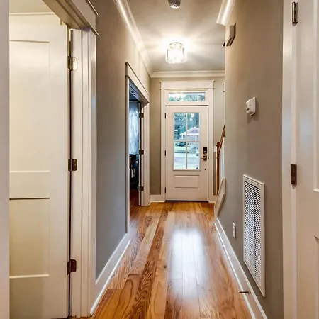 Fast 12 Beds Large Yard Free Parking * Nashville