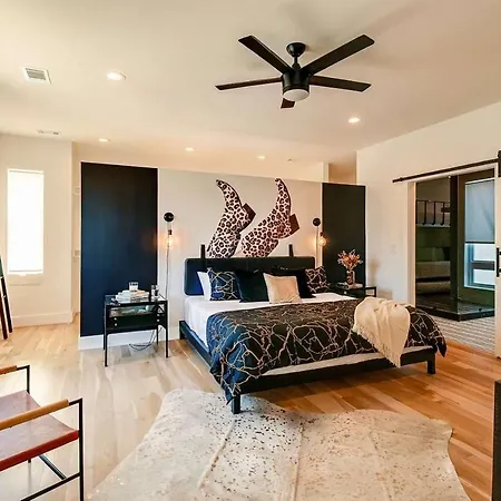Close To The Gulch - Book Today Holiday home Nashville