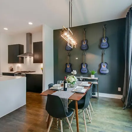 Holiday home King & Queen 2 Homes - 24 Beds Views Nashville