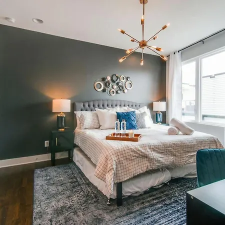 King & Queen 2 Homes - 24 Beds Views Nashville