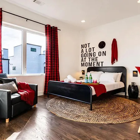 New Nash Eras - 15 Beds - Hot Tub On Rooftop Deck * Nashville