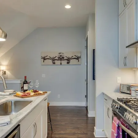 New Nashvegas Downtown Rooftop Views 13beds