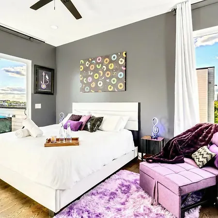 New We Roll Rooftop - Hot Tub With Views - 13 Beds Holiday home *