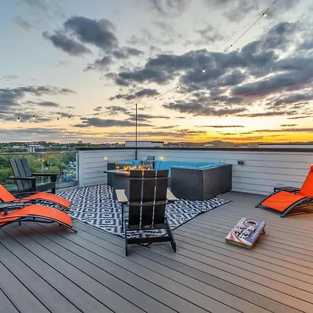 New We Roll Rooftop - Hot Tub With Views - 13 Beds Nashville
