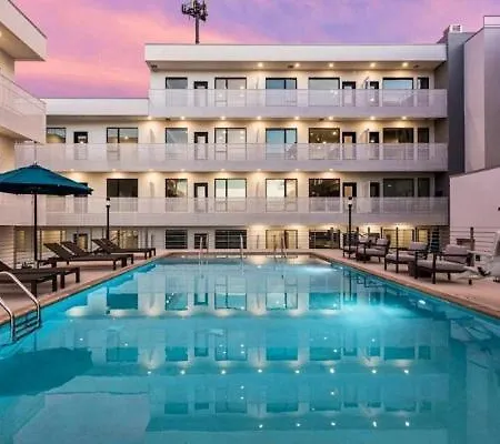 Holiday home Downtown Luxury Pool Gym Free Parking 312