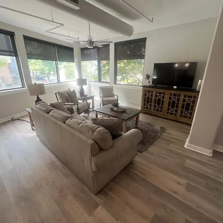 Luxurious Downtown 2 Bedroom 2 Bath With Views 1m * Nashville