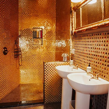 Holiday home Broadway Penthouse 4br 3bth 2500 Sf