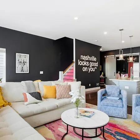 New Updates! Skyline Rooftopfirepitwalk To Gulch Holiday home