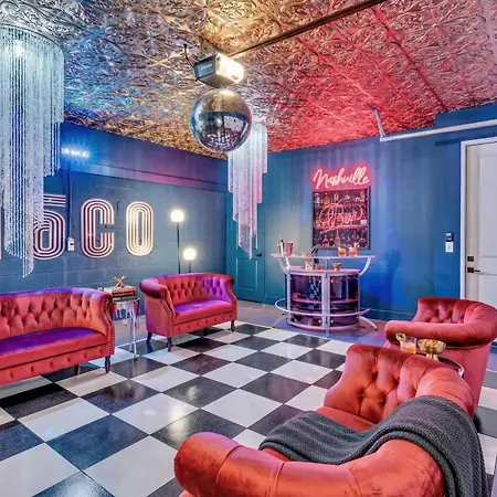 Disco Themed Hot Tub & Rooftop Decks In *