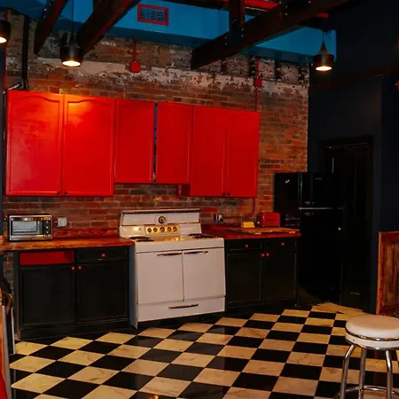 Broadway Penthouse 4br 3bth 2500 Sf Nashville