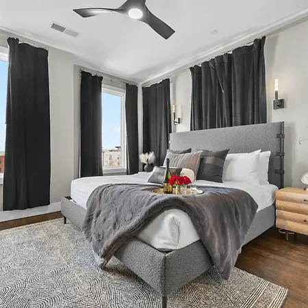 Close To Dt Speakeasy Poker Views Holiday home