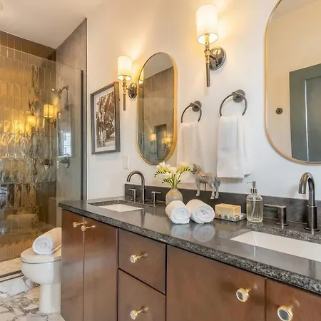 Luxe 4br With Fire Pit Grill And Views *