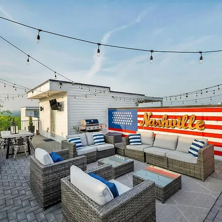 Rooftop Deck & Shuffleboard Bbq Near Downtown Holiday home *