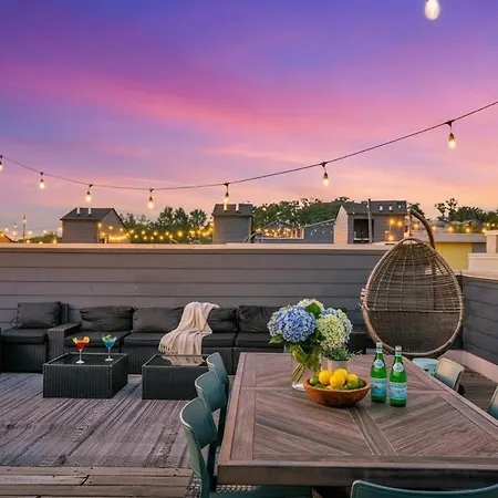 Rooftop Deck 2 Car Garage Near Downtown * Nashville