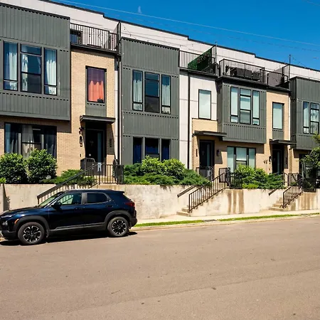 Brand New Views Karaoke Near Downtown Holiday home *