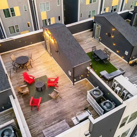 Rooftop Deck Grill Ping Pong Near Downtown * Nashville