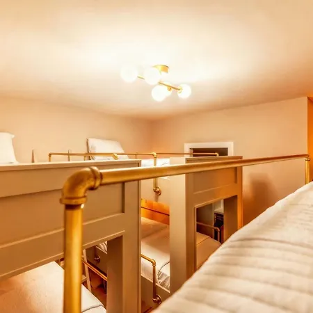 Skyline Views With Double Rooftop Deck & Game * Nashville