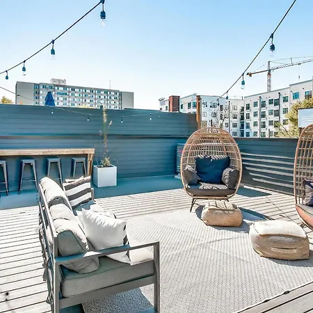 Dual Homes Rooftop Deck In Downtown * Nashville