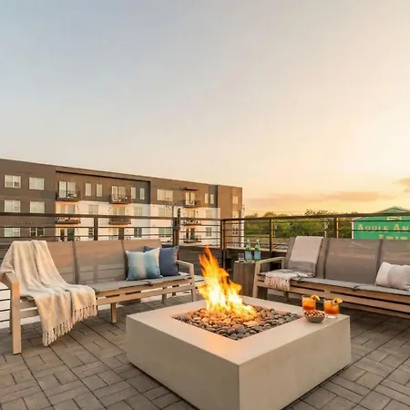 Luxe 4br With Fire Pit Grill And Views Nashville