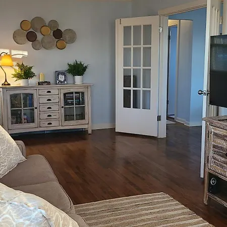 Lakeside Retreat You'll Love! * Nashville
