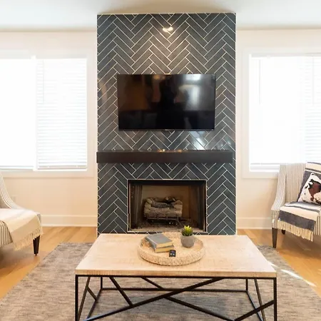 Modern Retreat 4 Bedroom 3 5 Ba Walk To East Nash Gems Holiday home Nashville