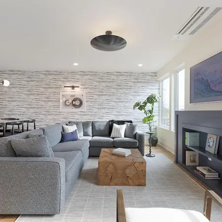 Holiday home The Elmwood & Ashford - 8br Weho Rooftops *