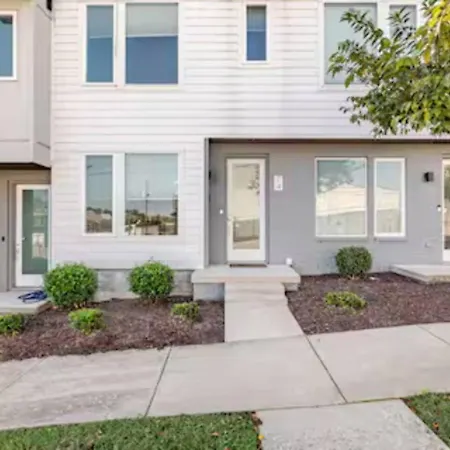 Music Trades Corporate Housing Welcome 3 Bed