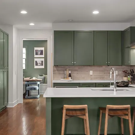 Holiday home The Ridgeline - New Rooftop Retreat Near The Gulch *