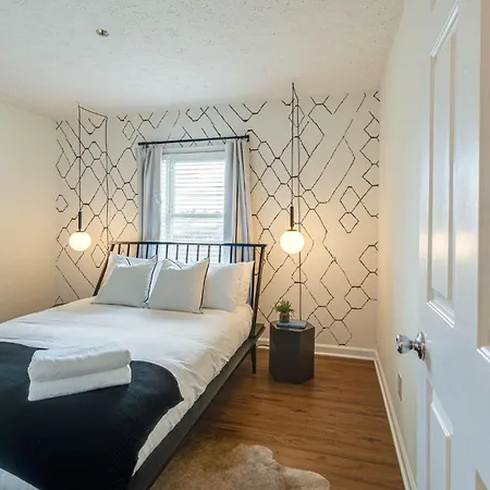Boho West - West End - 3 Mins To Broadway *