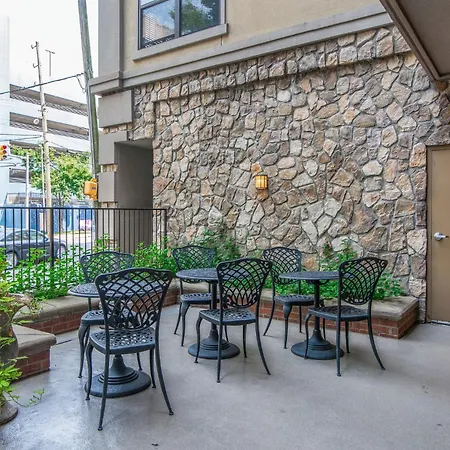 Holiday home Heart Of Midtown 1bd 1 Ba Condo!