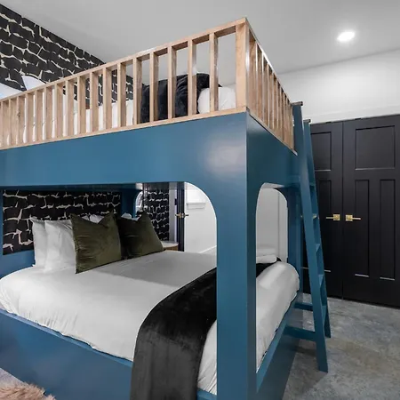Holiday home The Modern Cowboy - Rooftop On Music Row