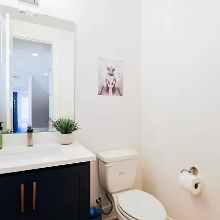 Holiday home New Luxury 4br With Bar, Arcade, 3 Min To Stadium Nashville