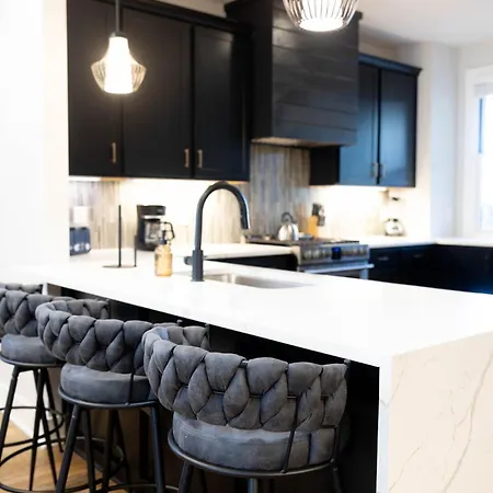 Brand New Townhome In The Heart Of The * Nashville