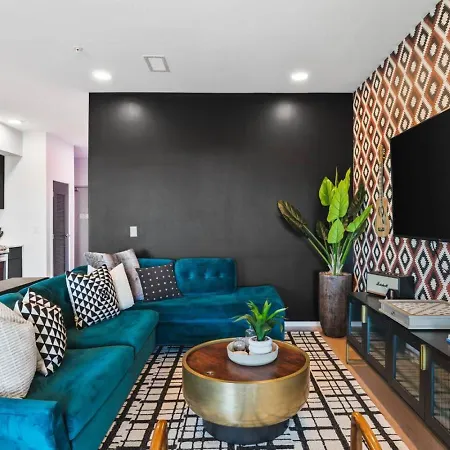 Holiday home Riverfront Walk To Downtown With Garage Parking Nashville