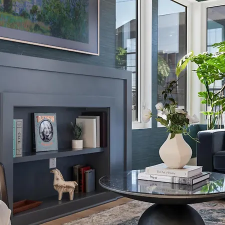 The Linden - Rooftop Views Refined Design New Holiday home Nashville