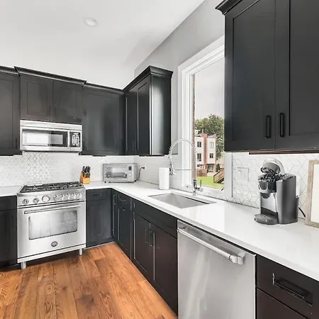 Holiday home Luxury Close Broadway With Garage And Fire Pit Nashville