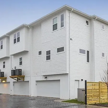 Townhome Game Bachelorette Ok Holiday home Nashville