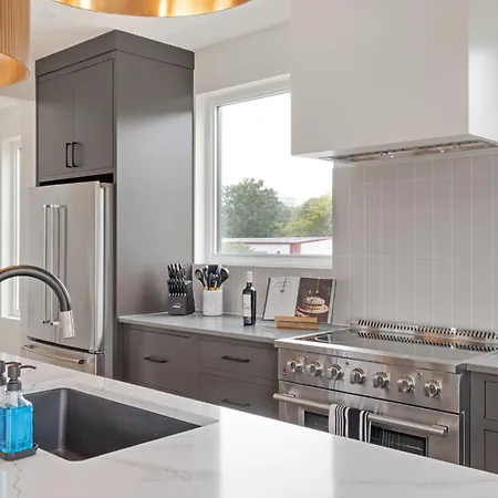 The Elmwood & Ashford - 8br Weho Rooftops Nashville