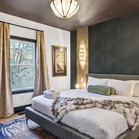 The Great Gatsby By Avantstay Holiday home