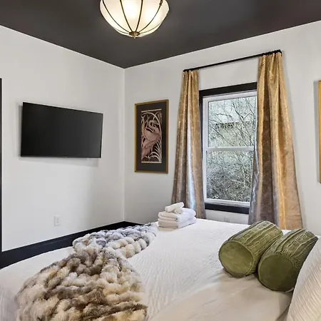 Holiday home The Great Gatsby By Avantstay Nashville