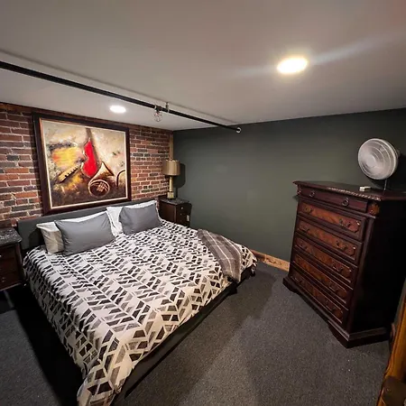 Holiday home Rockstar Penthouse Speakeasy - Massive By Broadway *
