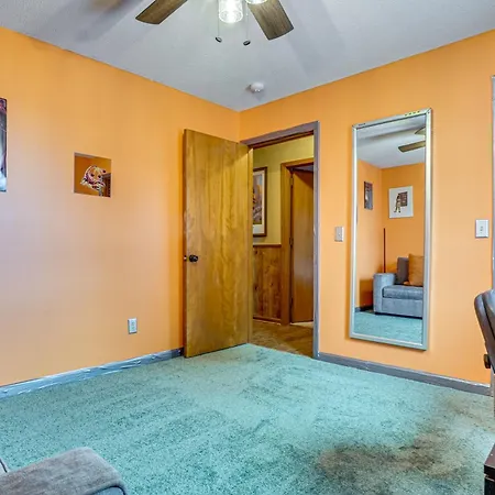 Music-themed Family Home! 13 Mi To Dtwn Holiday home Nashville