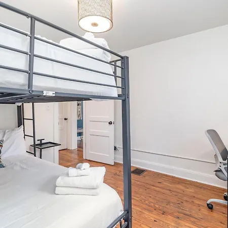 Holiday home Flare - Minutes To Broadway - Near Germantown