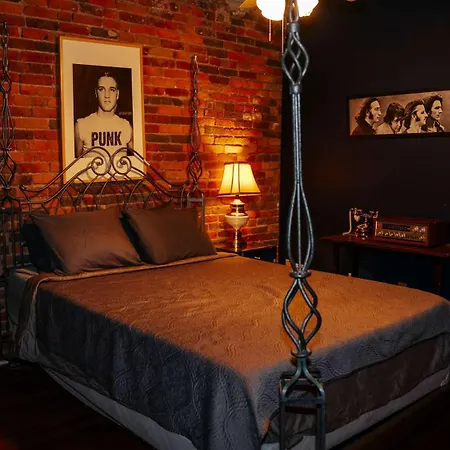 Rockstar Penthouse Speakeasy - Massive By Broadway Nashville