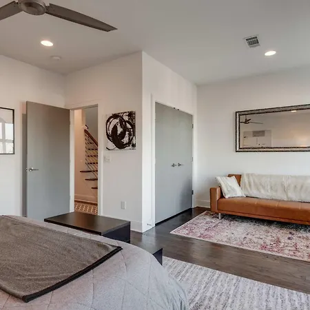 The Skyline Social - Retreat & Private Rooftop Holiday home Nashville