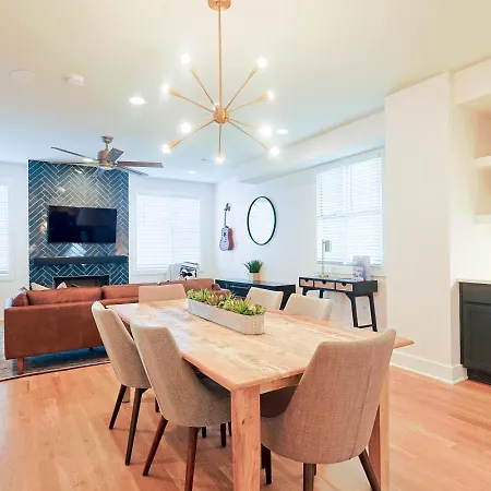 Holiday home Modern Retreat 4 Bedroom 3 5 Ba Walk To East Nash Gems Nashville